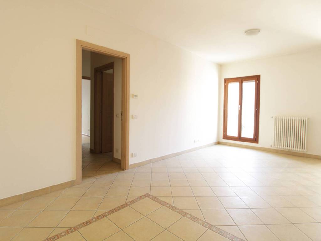 Appartamento a Mirandola in Via Francesco Montanari, 76 - Foto 4