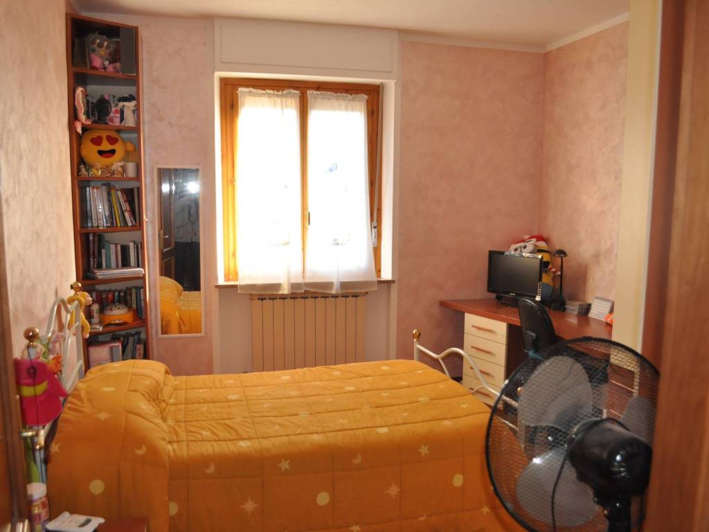 Appartamento a Castiglione del lago in Via Francesco Petrarca - Foto 4