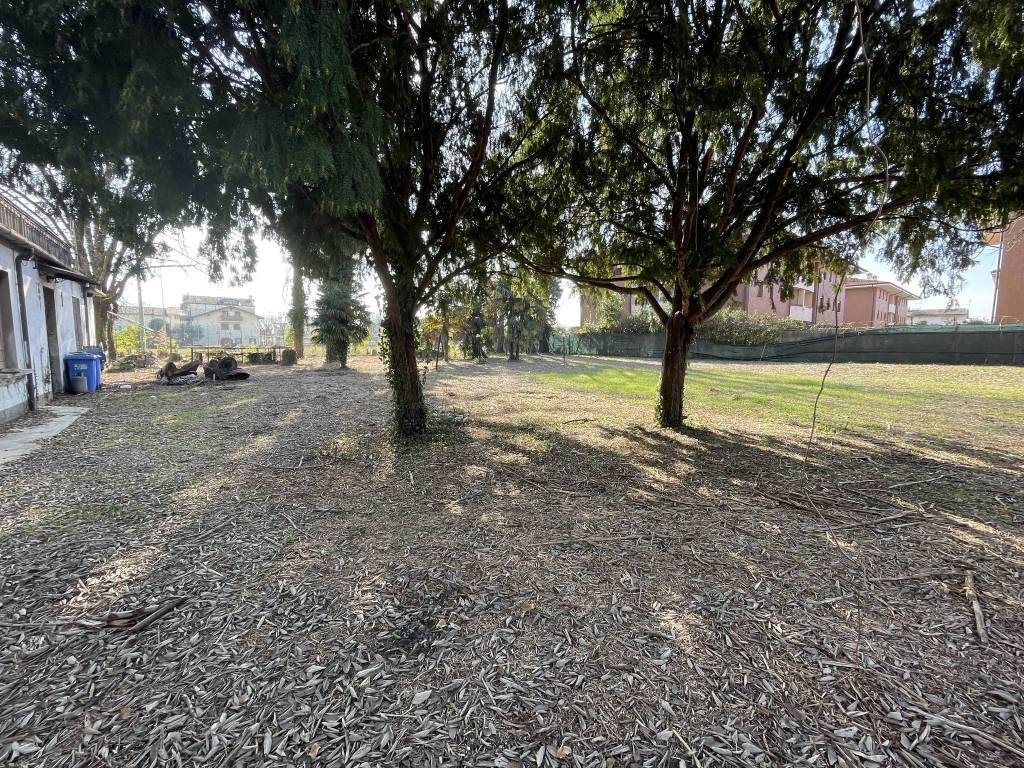 Villa a Udine in Via Brescia, 2 - Foto 2