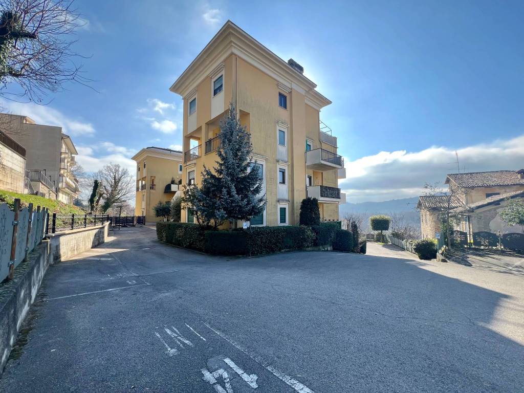Appartamento a Fiuggi in Via dei Cavalieri Templari, 2 - Foto 2