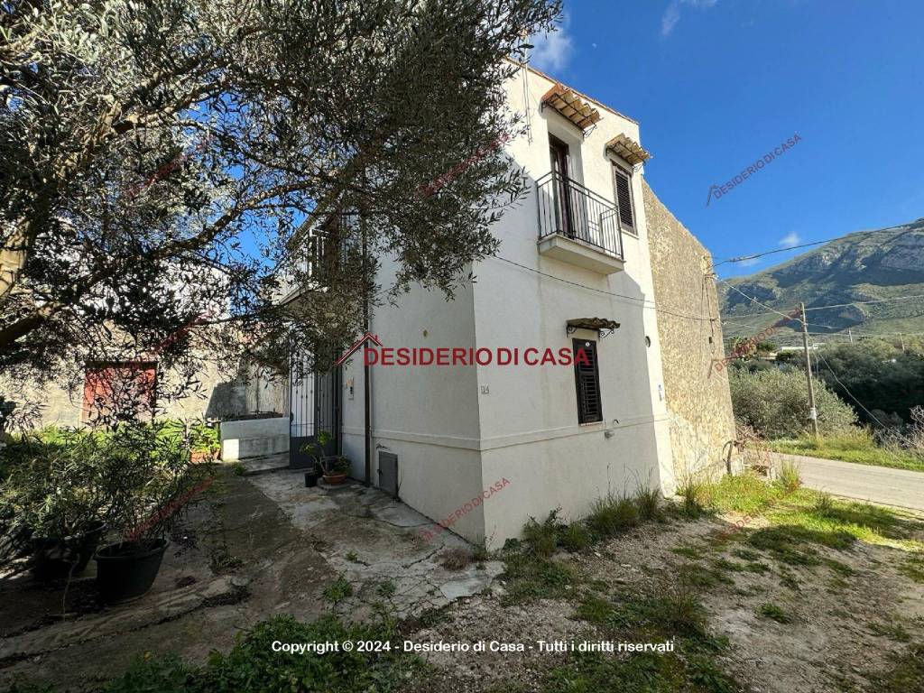 Casa indipendente a Castellammare del golfo in Contrada Marmora - Foto 2
