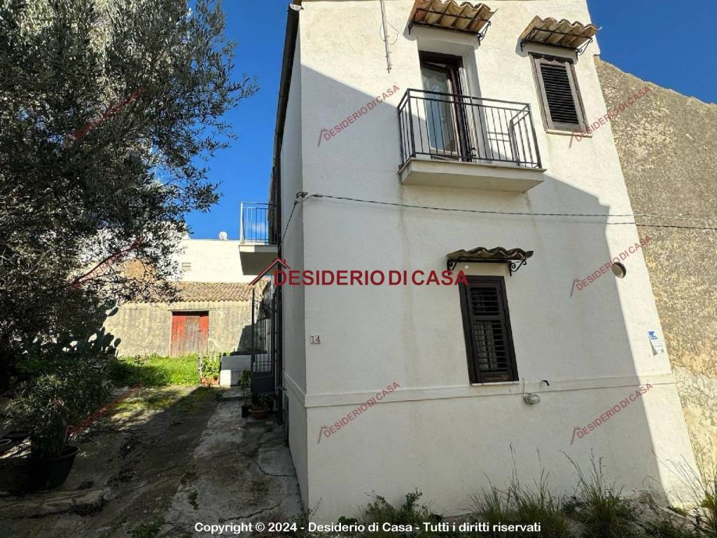 Casa indipendente a Castellammare del golfo in Contrada Marmora - Foto 3