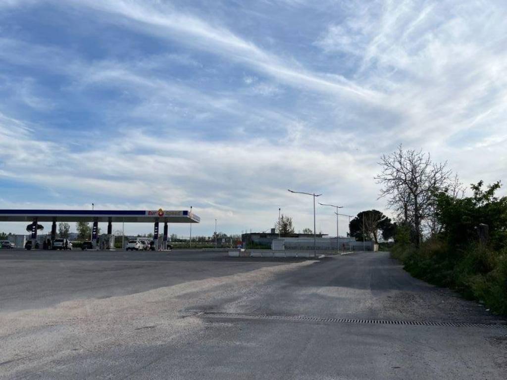 Terreno a Lusciano in Viale della Libertà - Foto 2