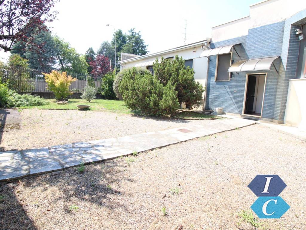 Immobile a Gorla minore in Via Ambrogio Colombo - Foto 2