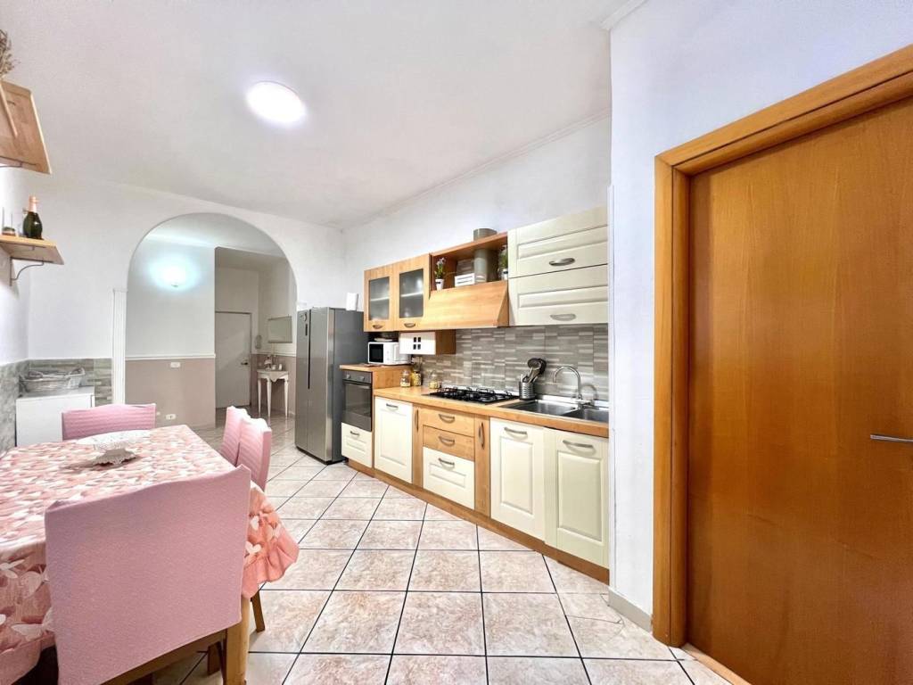 Appartamento a Pozzuoli in Via Compagnone - Foto 4