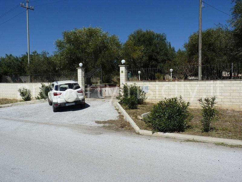 Villa a Siracusa in Via per Floridia - Foto 2