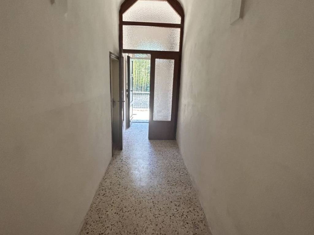 Casa indipendente a Castiglione del lago in Via Fioretti - Foto 3