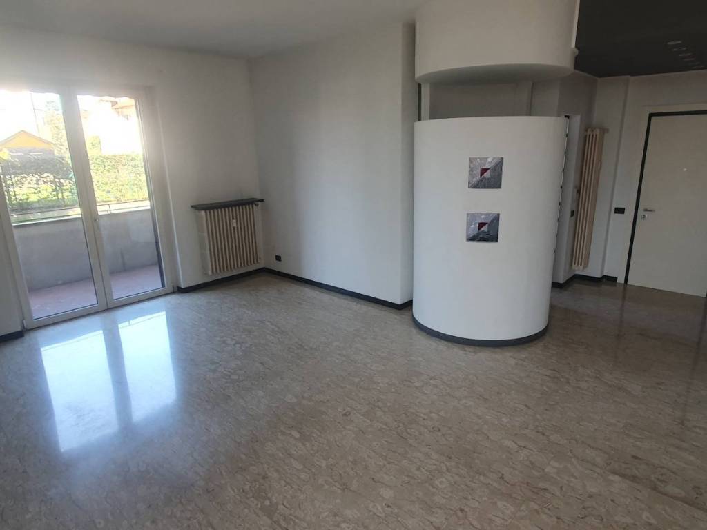Appartamento a Merate in Via Don Angelo Perego, 10 - Foto 5