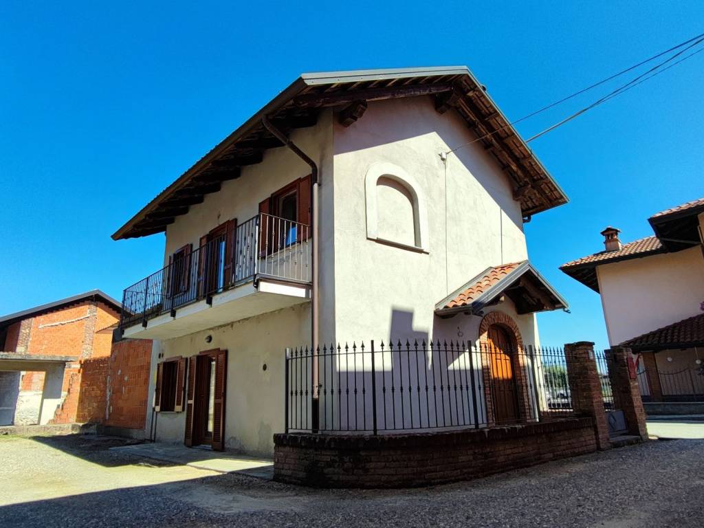 Villa a Cerrione in Via Adua, 37 - Foto 5
