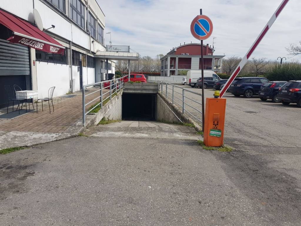 Box / garage a Parma in Strada Baganzola, 29 - Foto 2