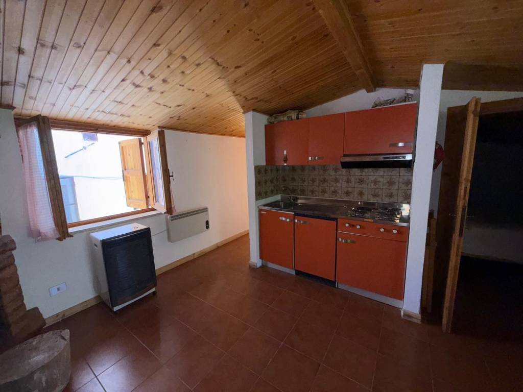 Appartamento a Lucoli in Via delle Piaggie - Foto 4