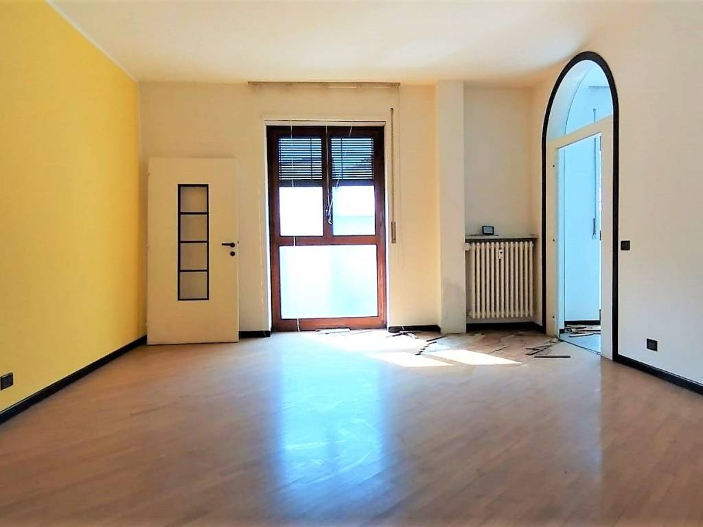 Appartamento a Sondrio in Via Colonnello Alessi - Foto 2