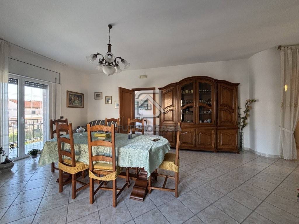 Villa a Apice in Via Francesco De Sanctis - Foto 3