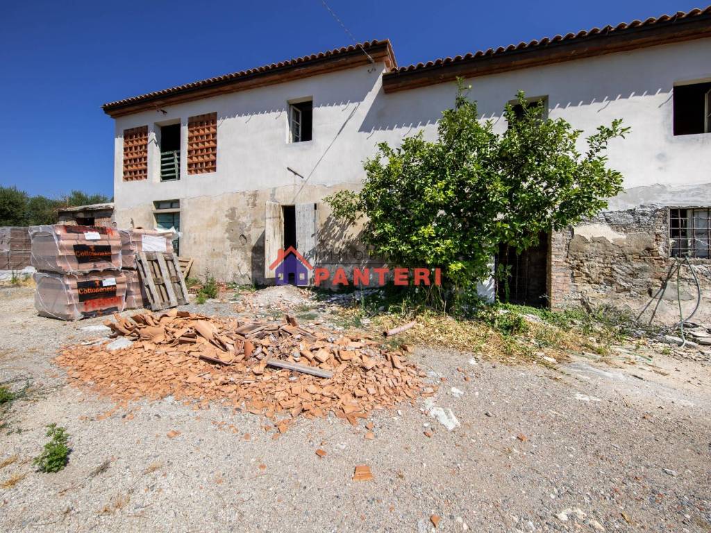 Rustico / casale a Pescia in Via di Colleviti - Foto 2