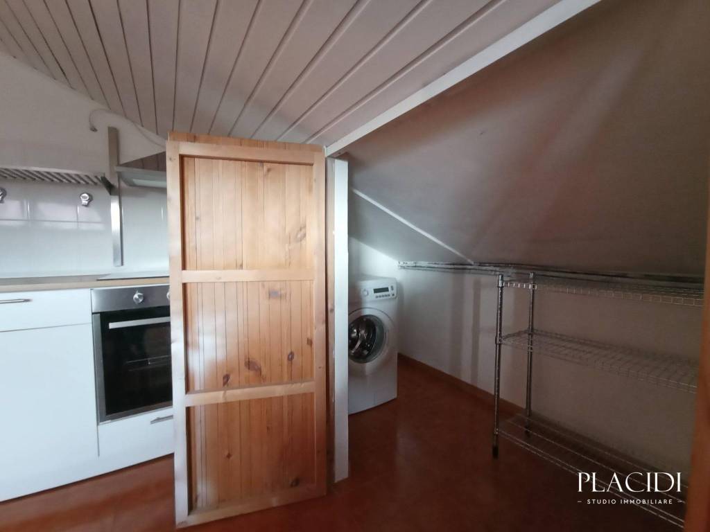 Attico / mansarda a L'aquila in Via Nicola Moscardelli, 28 - Foto 4