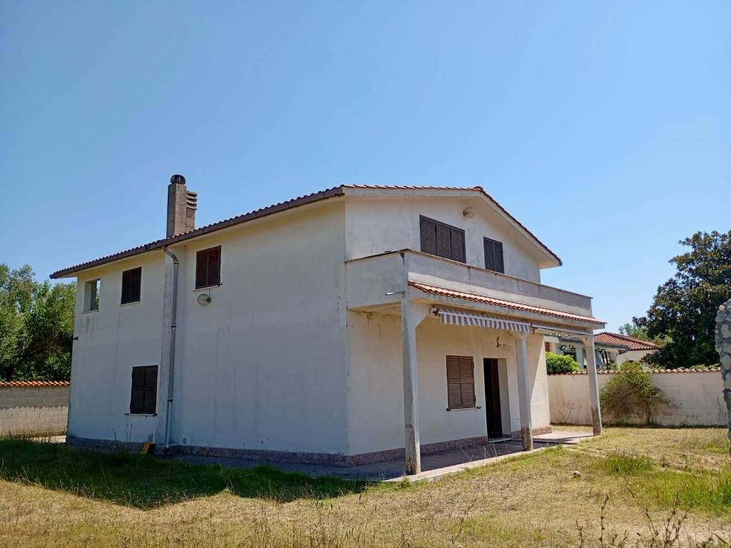 Villa a Latina in Strada del Bottero - Foto 3