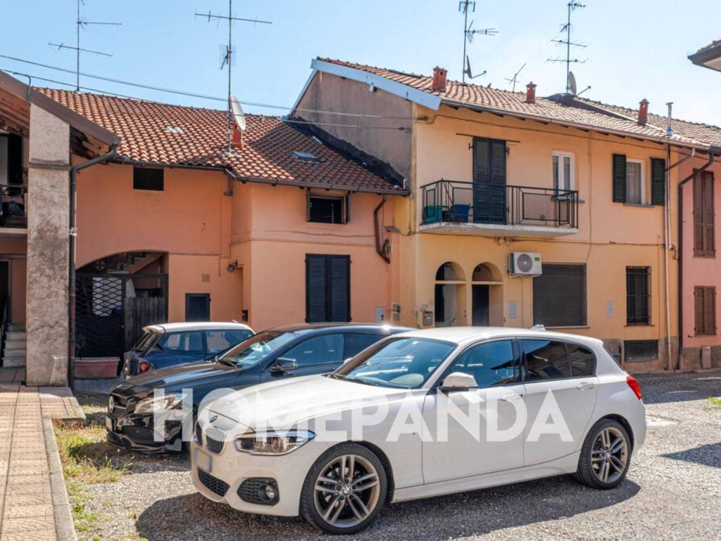 Appartamento a Uboldo in Via Magenta, 20 - Foto 2
