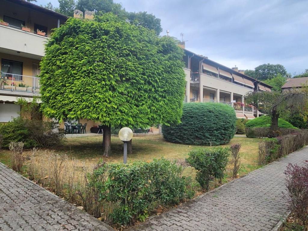 Appartamento a Samarate in Viale Giovanni Agusta, 498 - Foto 3