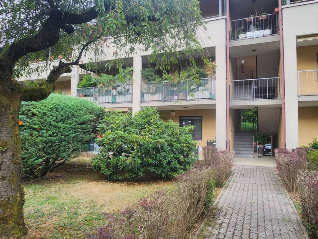 Appartamento a Samarate in Viale Giovanni Agusta, 498 - Foto 4