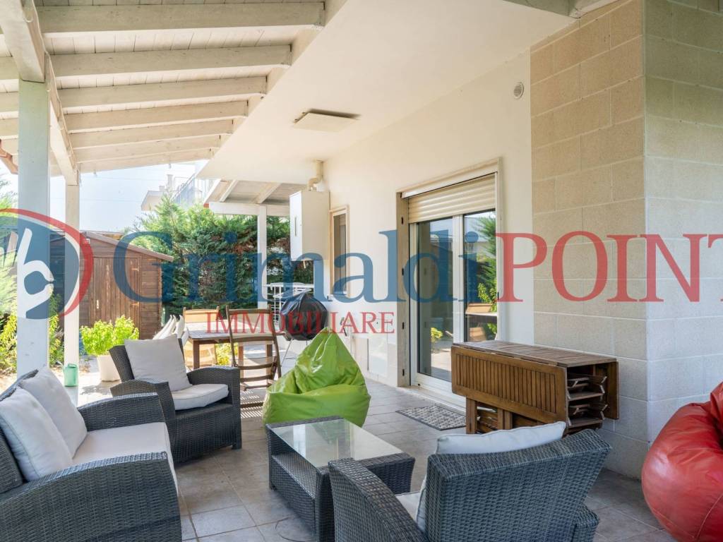 Villa a Lecce in Via Charles le corbusier, 12 - Foto 3