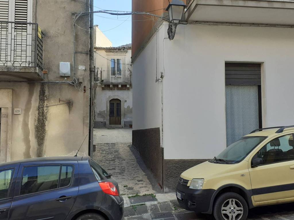 Villa a Palazzolo acreide in Corso Vittorio Emanuele, 135 - Foto 5