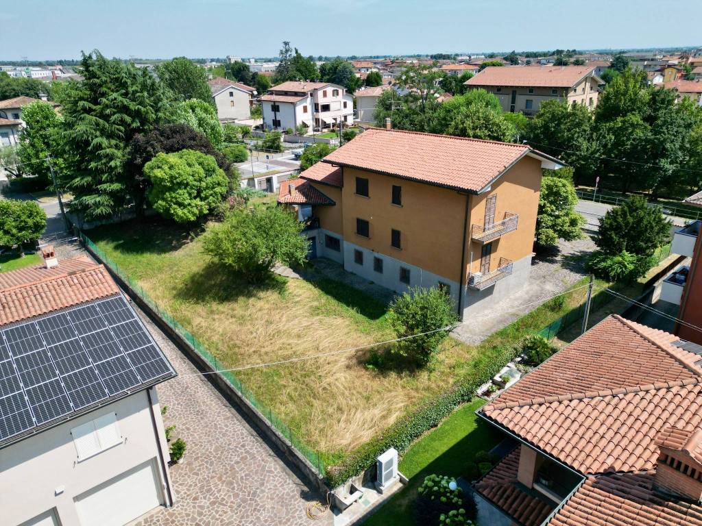 Villa a Castelcovati in Via Chiari, 115 - Foto 2