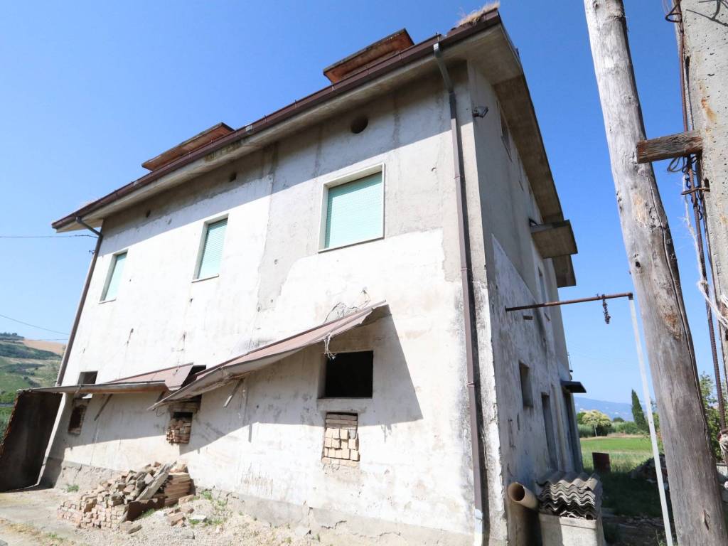 Villa a Colli del tronto in Contrada Morrice - Foto 2