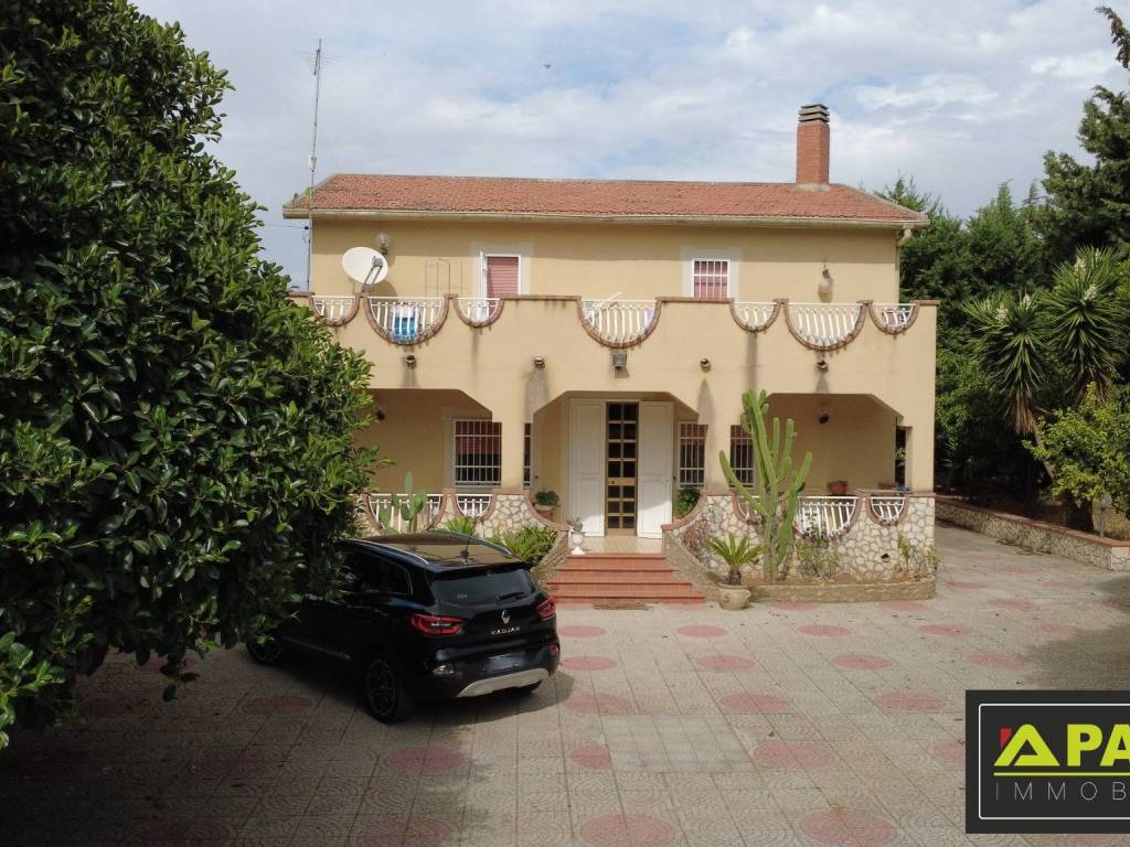 Villa a Canicattì in Contrada Fabrizio - Foto 2