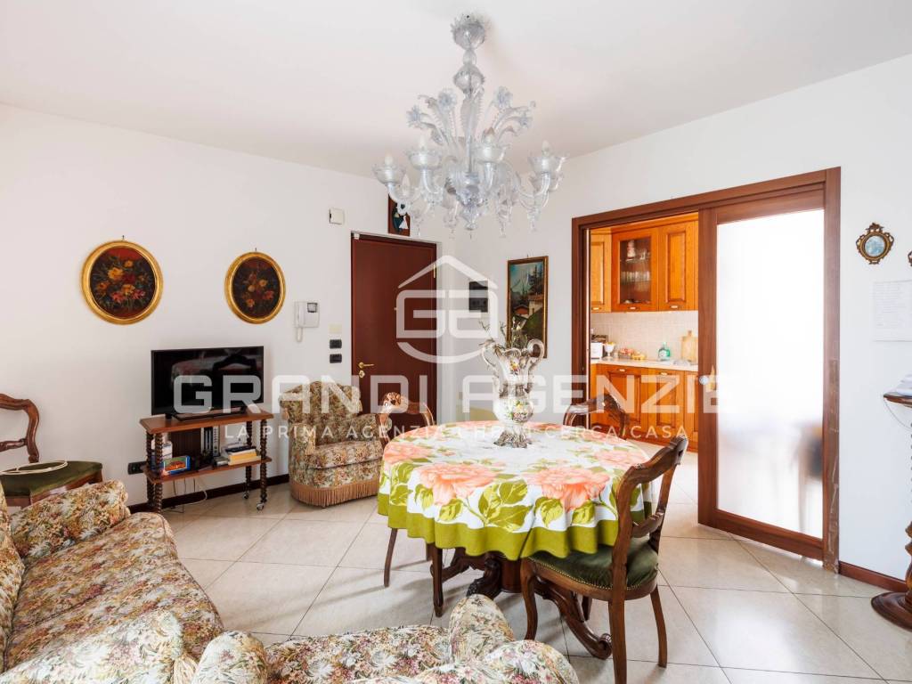 Appartamento a Verona in Via Santa Cristina, 2 - Foto 4