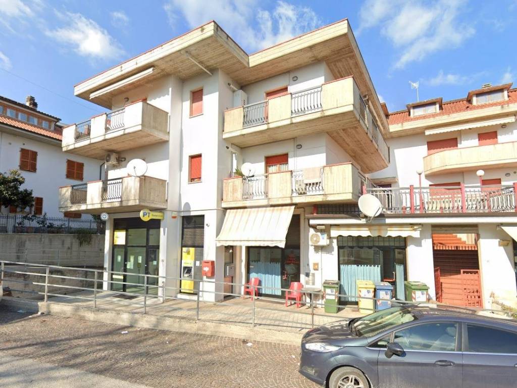 Box / garage a Castel di lama in Locale commerciale via Roma, 42 - Foto 2