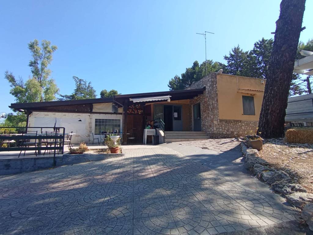 Villa a Acquaviva delle fonti in Strada Vicinale San Martino - Foto 2
