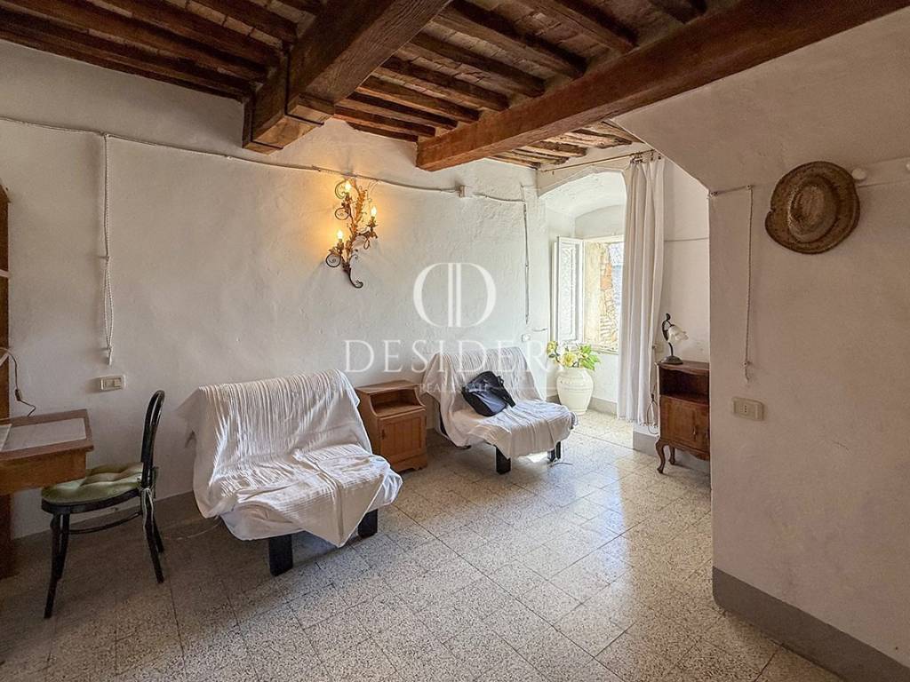 Appartamento a Castel del piano in Piazza del Pozzo ,1 - Foto 4