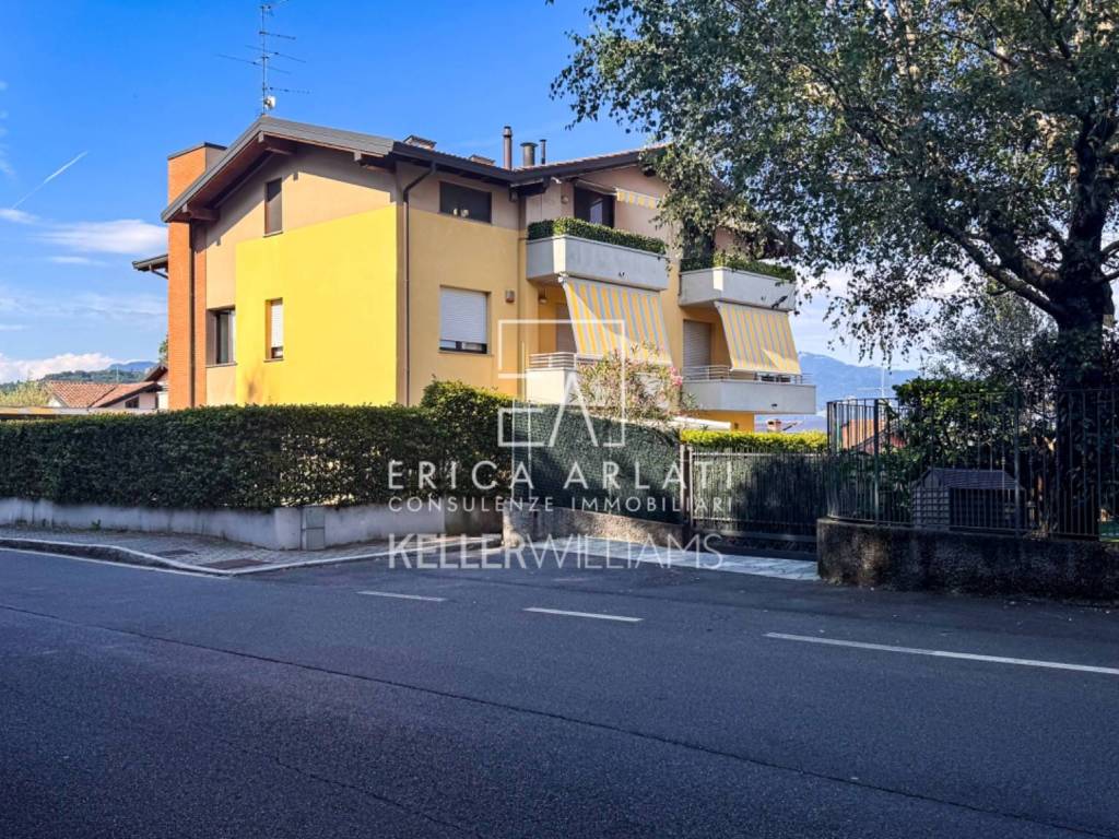 Appartamento a Faloppio in Via Cavallina, 54 - Foto 2