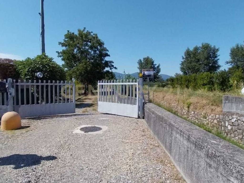 Villa a Porcari in Via Romana Ovest, 369 - Foto 2