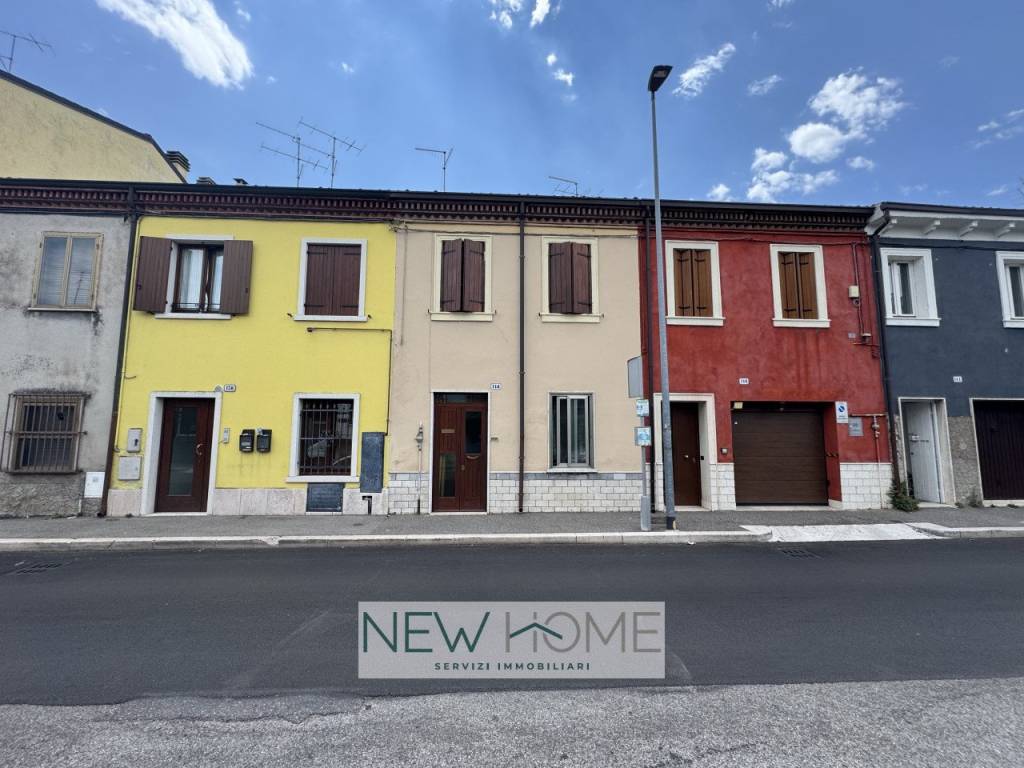 Casa indipendente a Verona in Via Antonio Salieri 148 - Foto 2
