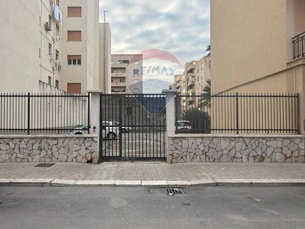 Box / garage a Trapani in Via del Legno, 8 - Foto 2