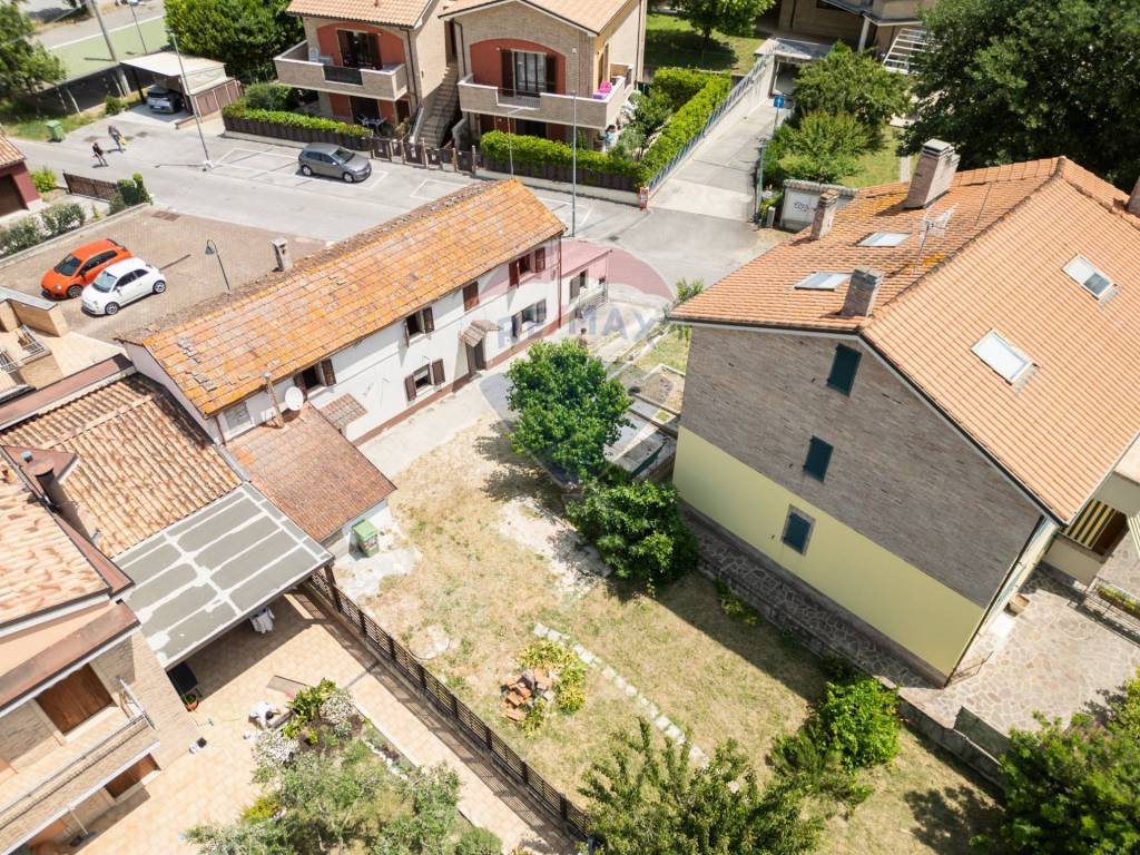Casa indipendente a Monte san vito in via borgo selva, 16 - Foto 3