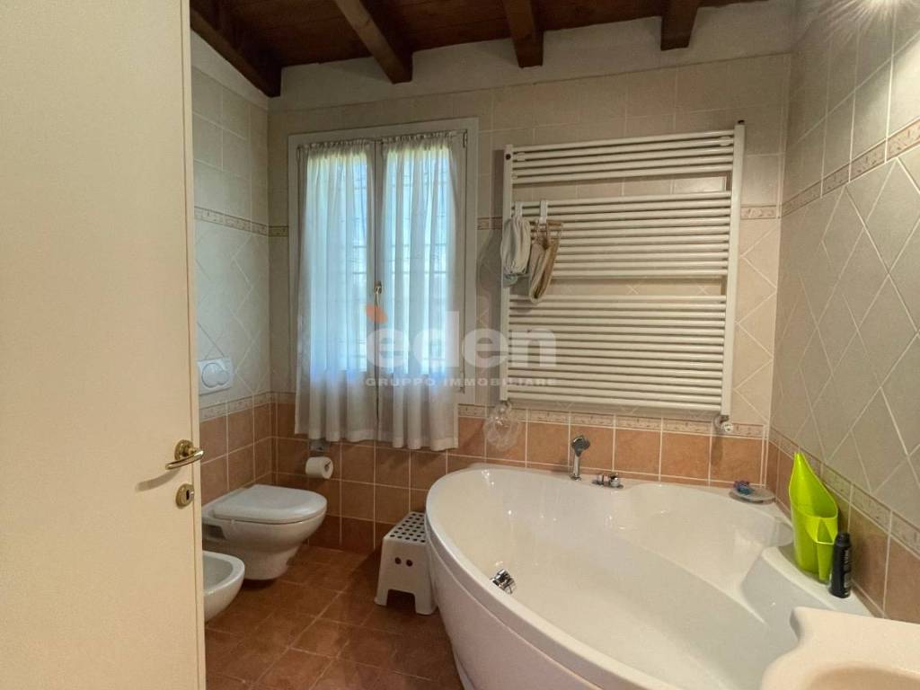 Appartamento a Modena in STRADA FORMIGINA, 656 - Foto 4