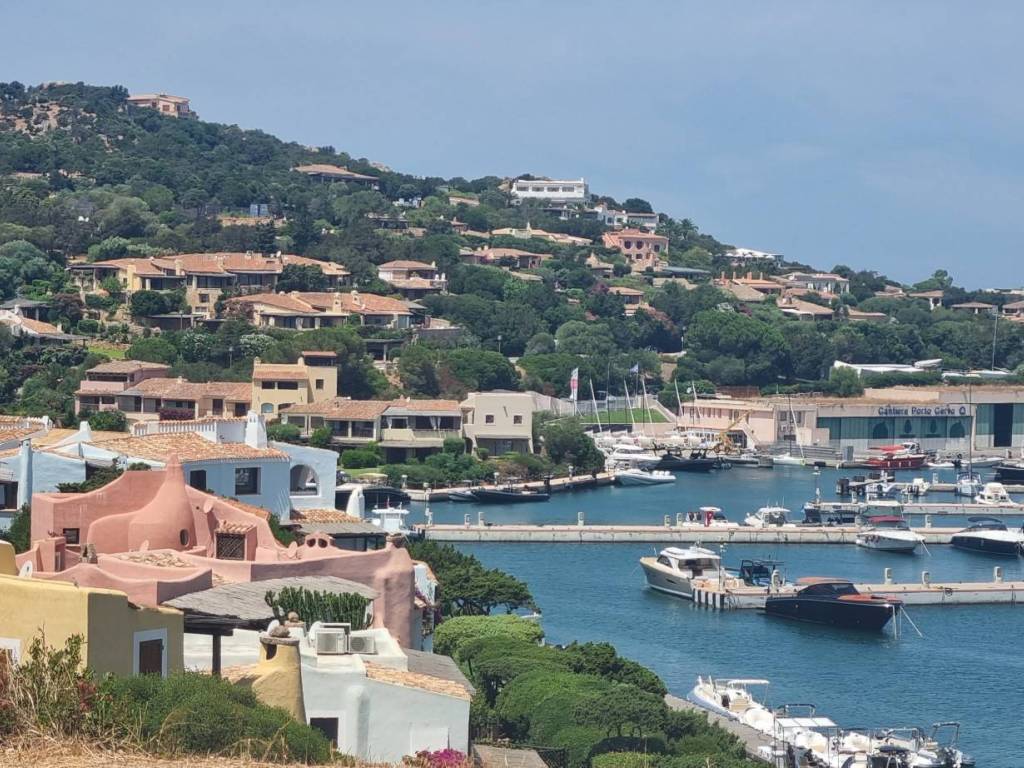 Appartamento a Arzachena in Via Stella Maris - Foto 2