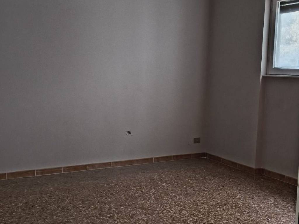 Appartamento a Latina in Via Adua - Foto 3