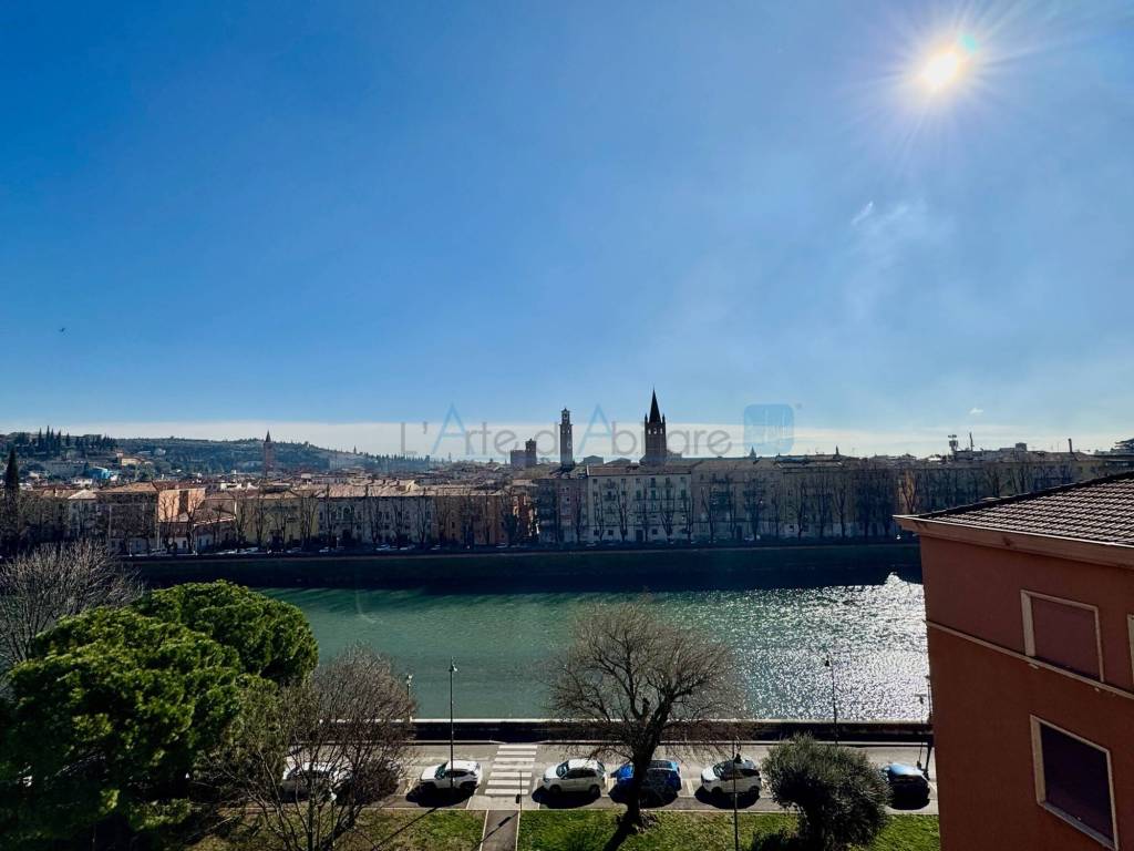 Appartamento a Verona in Lungadige Giacomo Matteotti - Foto 3