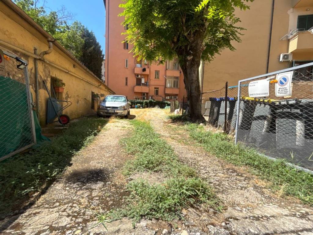 Box / garage a Terni in Via dell'Argine, 1 - Foto 5