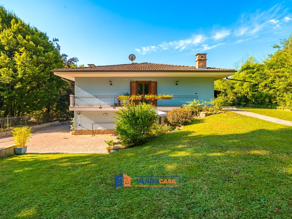Villa a Bernezzo in Via Sant'Anna, 10 - Foto 4