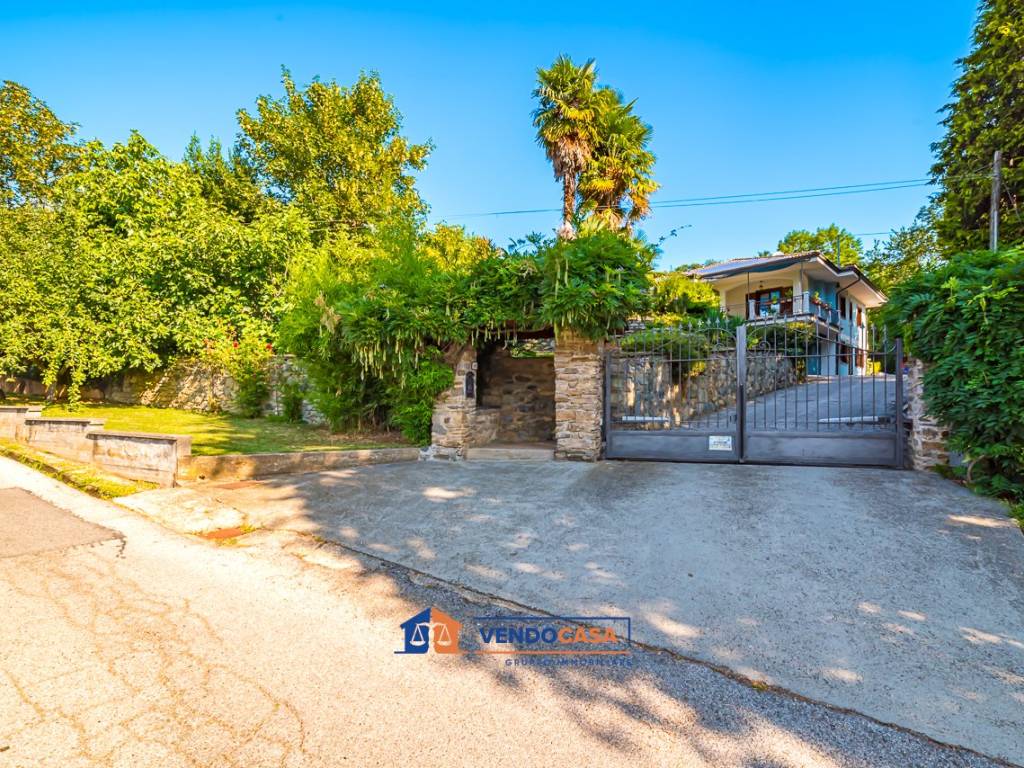 Villa a Bernezzo in Via Sant'Anna, 10 - Foto 5