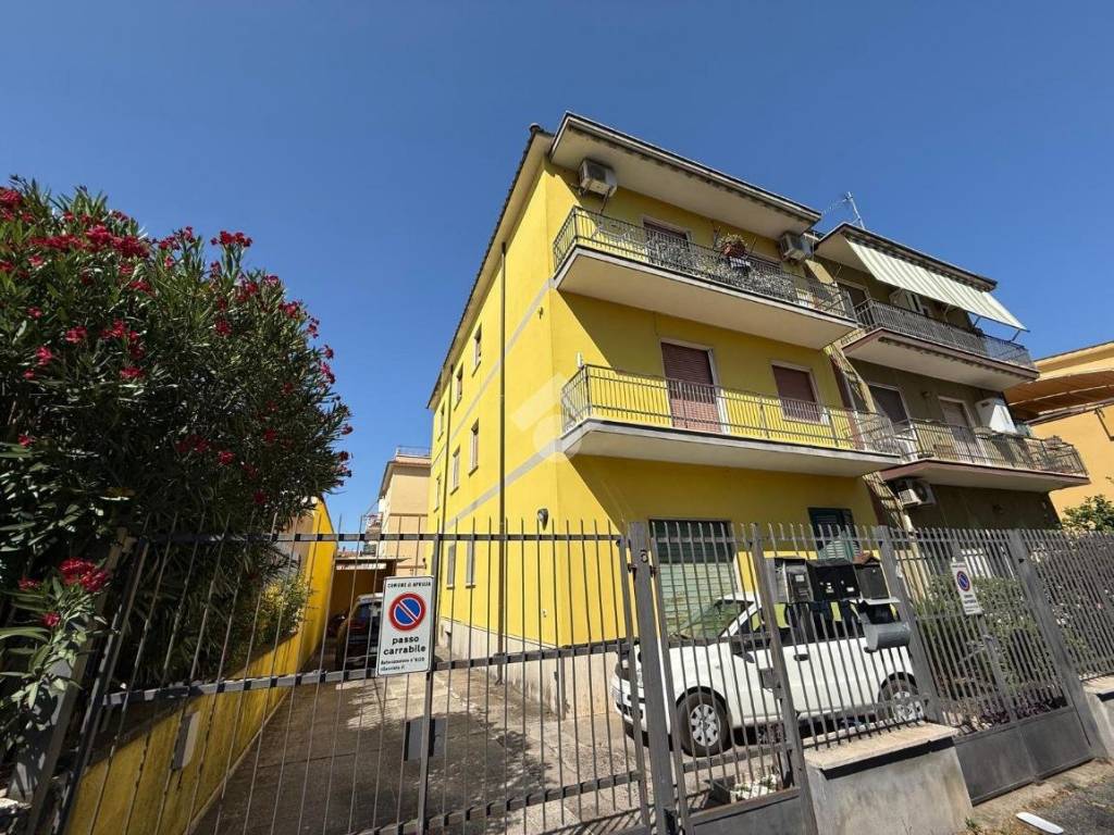 Appartamento a Aprilia in Via botticelli, 5 - Foto 2