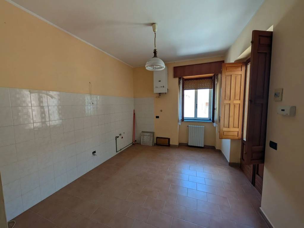 Villa a Rionero in vulture in Via Umberto I, 17 - Foto 2