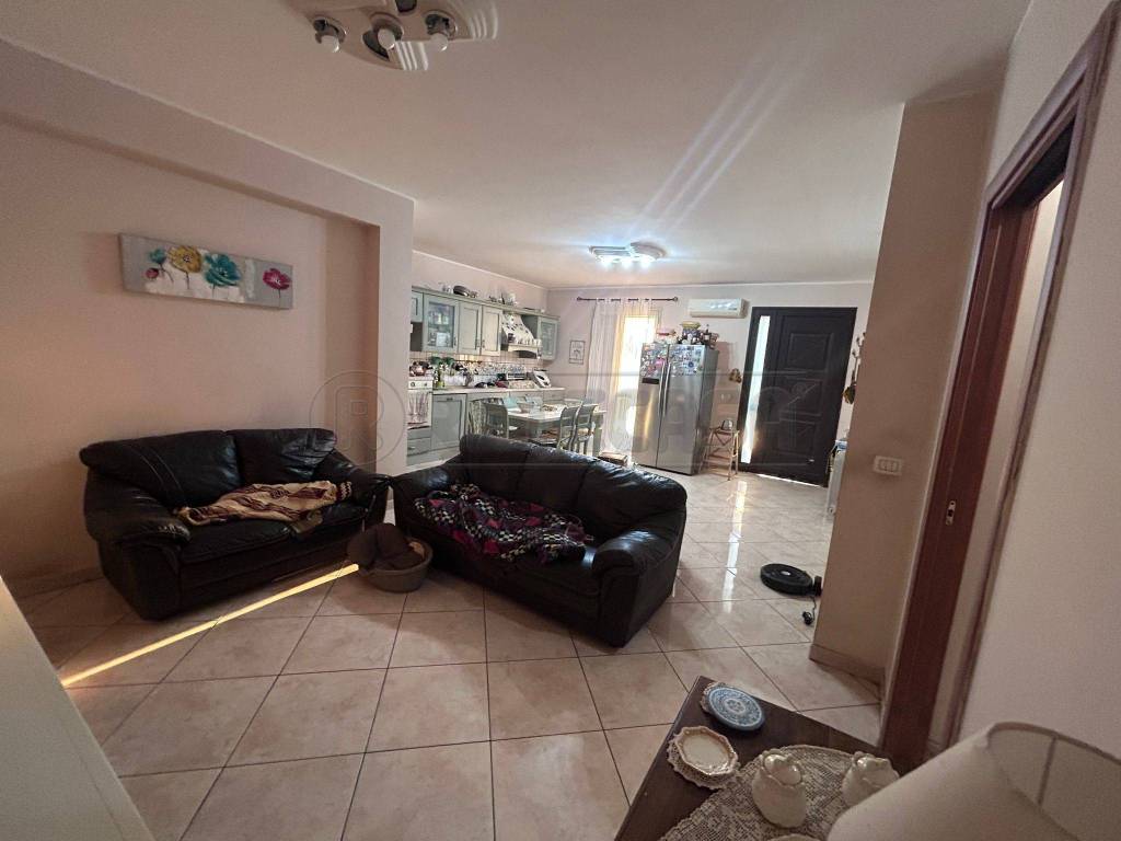 Appartamento a Floridia in Via Cesare Zavattini - Foto 3