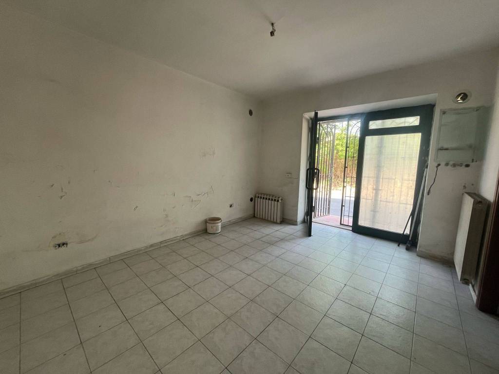 Appartamento a Frosinone in Via Cavoni - Foto 4
