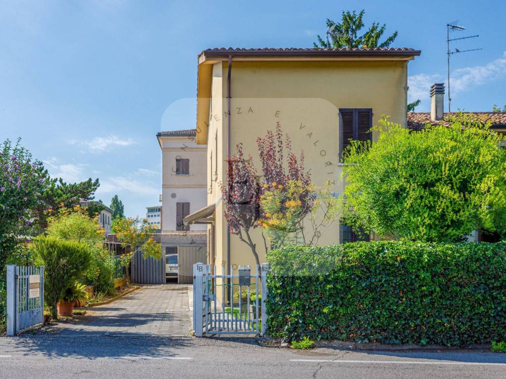 Villetta a schiera a Mantova in Via Cesare Boldrini - Foto 2