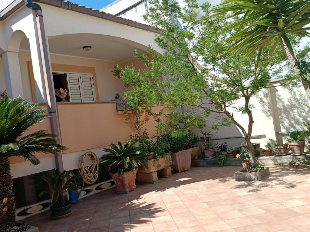 Villa a Scorrano in Via Giovanni Pascoli, 42 - Foto 2